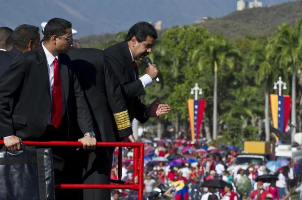 Presidente interino anuncia que velório de Chávez dura mais uma semana Ronaldo Schemidt/AFP