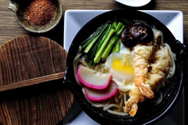 No Circuito Gastrô, Daimu serve o prato Nabeyaki Udon, tradicional no Japão Mauro Vieira/Agencia RBS No Circuito Gastrô, Daimu serve o prato Nabeyaki Udon, tradicional no Japão Mauro Vieira/Agencia RBS