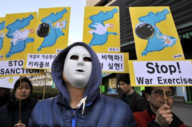 Coreia do Norte alerta que ajuda militar americana à Coreia do Sul pode acabar em "destruição final" JUNG YEON-JE/AFP