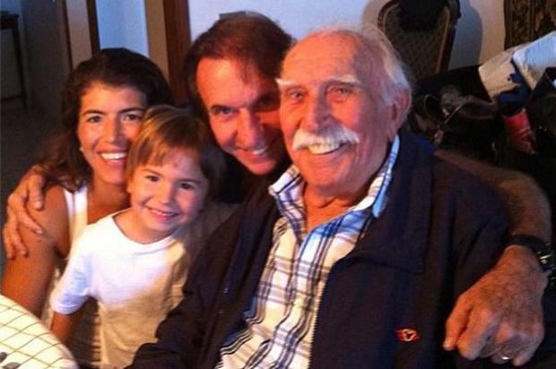 Aos 92 anos, morre o radialista Wilson Fittipaldi Reprodução/ Aos 92 anos, morre o radialista Wilson Fittipaldi Reprodução/