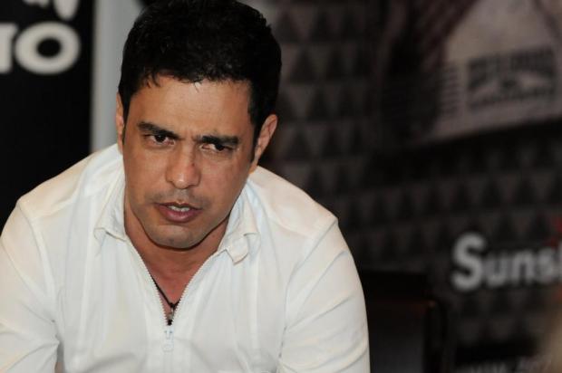 Zezé di Camargo confessa que traiu a mulher por dez anos Francisco Cepeda/AgNews