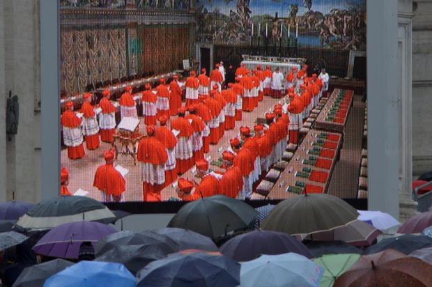 Cardeais chegam à Capela Sistina para o conclave Andreas Solaro/AFP Cardeais chegam à Capela Sistina para o conclave Andreas Solaro/AFP