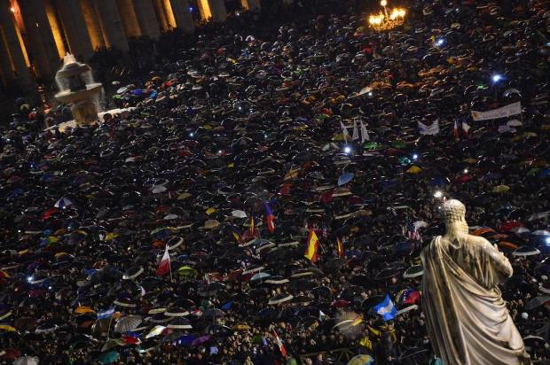 Cardeal francês fará o anúncio do novo Papa GIUSEPPE CACACE/AFP/AFP