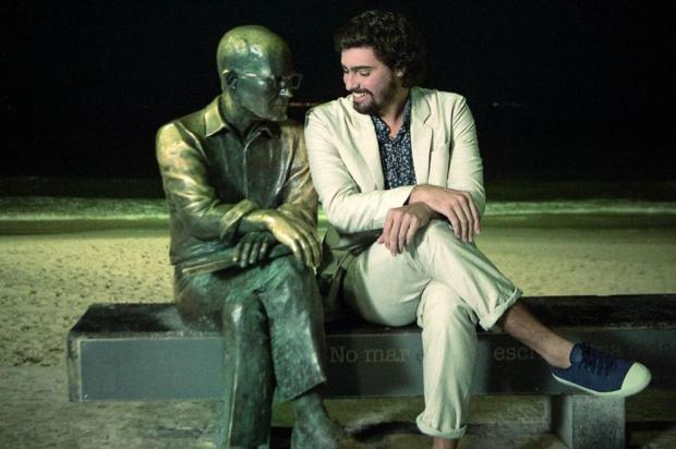 Marca homenageia artistas, poetas e músicos em campanha de roupas Reserva/Divulgação Marca homenageia artistas, poetas e músicos em campanha de roupas Reserva/Divulgação