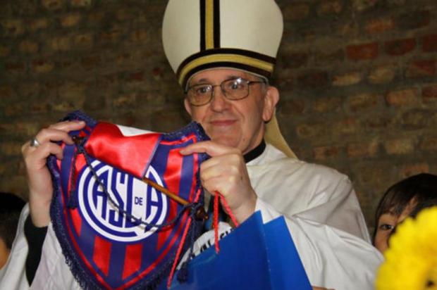 Número de sócio do San Lorenzo do papa Francisco é sorteado em loteria Reprodução/Twitter/SanLorenzo Número de sócio do San Lorenzo do papa Francisco é sorteado em loteria Reprodução/Twitter/SanLorenzo