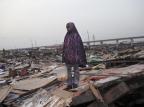 Maior cidade da Nigéria busca o progresso derrubando favelas  Samuel James/NYTNS