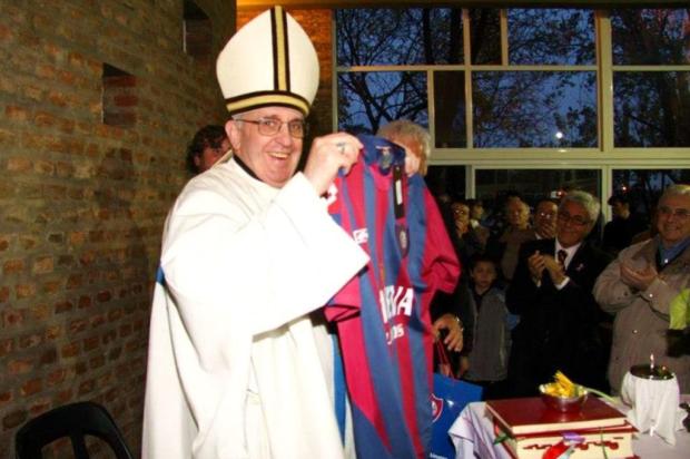 San Lorenzo celebra Papa Francisco: "Esperamos que Deus nos ajude" Juan Ayala/AFP