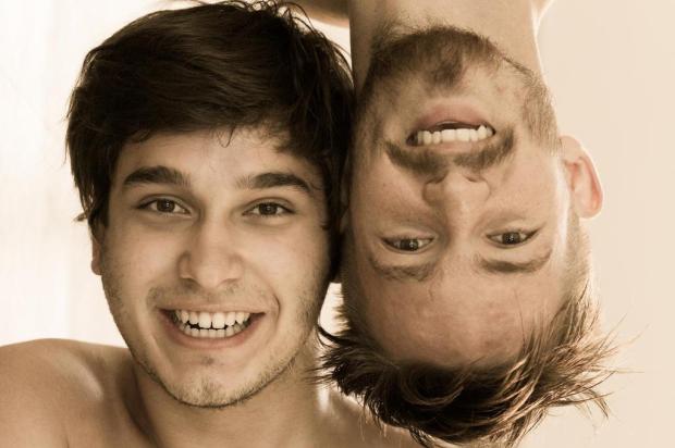 Peça "Entre Nós" abre temporada no Teatro Bruno Kiefer Gerson de Oliveira/Gerson de Oliveira