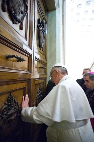 Papa Francisco se muda para apartamento no Vaticano AFP PHOTO/OSSERVATORE ROMANO/OSSERVATORE ROMANO Papa Francisco se muda para apartamento no Vaticano AFP PHOTO/OSSERVATORE ROMANO/OSSERVATORE ROMANO