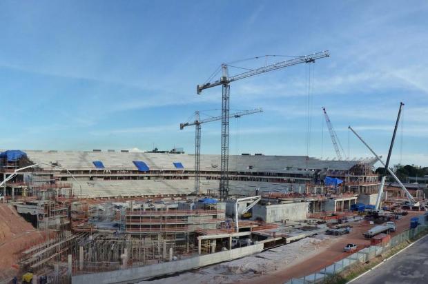 Obras para melhorar o trânsito não serão concluídas até 2014 Divulgação/Arena