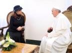 Cristina Kirchner pede mediação do Papa sobre Malvinas AFP PHOTO/OSSERVATORE ROMANO/AFP PHOTO/OSSERVATORE ROMANO Cristina Kirchner pede mediação do Papa sobre Malvinas AFP PHOTO/OSSERVATORE ROMANO/AFP PHOTO/OSSERVATORE ROMANO