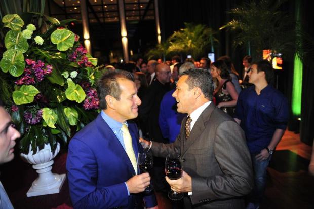 Luxa reúne gremistas e colorados em lançamento de site sobre vinhos Andréa Graiz/Agencia RBS