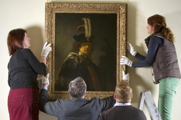 Autorretrato de Rembrandt é autenticado no Reino Unido e avaliado em 20 milhões de libras STEVEN HAYWOOD/AFP/THE NATIONAL TRUST Autorretrato de Rembrandt é autenticado no Reino Unido e avaliado em 20 milhões de libras STEVEN HAYWOOD/AFP/THE NATIONAL TRUST