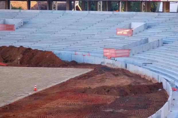 FOTO: veja como está o novo gramado do Beira-Rio 19 dias após o plantio Beira-Rio, Gigante Para Sempre - SCI - Facebook/Divulgação/ FOTO: veja como está o novo gramado do Beira-Rio 19 dias após o plantio Beira-Rio, Gigante Para Sempre - SCI - Facebook/Divulgação/