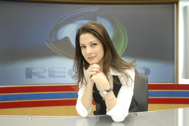 Ana Paula Padrão deixa a Record Ver Descrição/Ver Descrição Ana Paula Padrão deixa a Record Ver Descrição/Ver Descrição