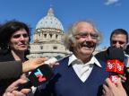 Papa não foi cúmplice da ditadura, diz Pérez Esquivel VINCENZO PINTO/AFP Papa não foi cúmplice da ditadura, diz Pérez Esquivel VINCENZO PINTO/AFP