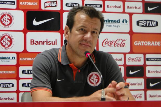 Dunga elogia Damião: "É um jogador matador" Jean Pereira/ Dunga elogia Damião: "É um jogador matador" Jean Pereira/