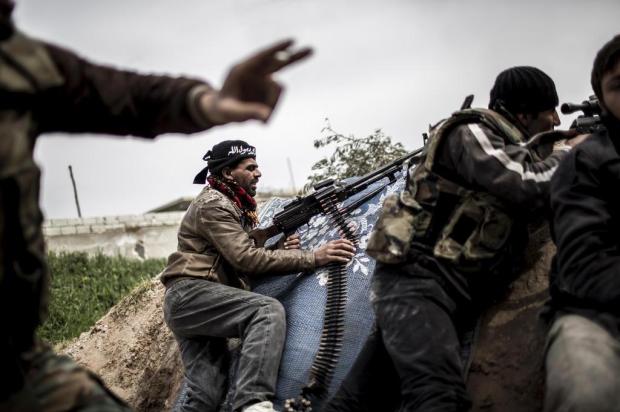 Na Síria, há uma guerra pessoal pela "Estrada da Morte" Bryan Denton/NYTNS Na Síria, há uma guerra pessoal pela "Estrada da Morte" Bryan Denton/NYTNS