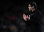 Tito Vilanova retorna a Barcelona, mas volta ao trabalho ainda é incerta AFP PHOTO/ LLUIS GENE/