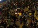 Taxista atropela ciclistas em Buenos Aires Reprodução/Youtube Taxista atropela ciclistas em Buenos Aires Reprodução/Youtube