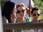 Lindsay aproveita o domingo de sol em Jurerê Internacional