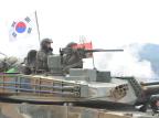 Coreia do Sul ameaça com represália no caso de provocação do Norte KIM JAE-HWAN/AFP Coreia do Sul ameaça com represália no caso de provocação do Norte KIM JAE-HWAN/AFP