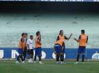 Zé Roberto é poupado em último treino antes do jogo contra o Cerâmica Marco Antonio Souza/Agência RBS/