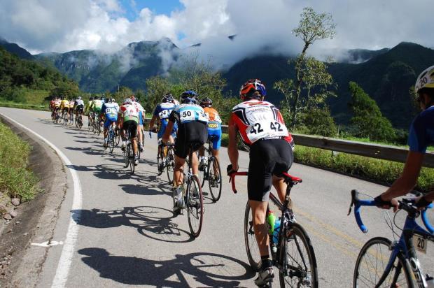 Saiba como evitar lesões causadas pela prática incorreta do ciclismo Eduardo Schaucoski/Divulgação Saiba como evitar lesões causadas pela prática incorreta do ciclismo Eduardo Schaucoski/Divulgação