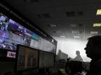Sala de comando da Capital monitora 600 câmeras de vigilância Lauro Alves/Agencia RBS