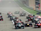 Vettel aproveita problemas da Ferrari e vence no Bahrein com facilidade Tom Gandolfini/AFP Vettel aproveita problemas da Ferrari e vence no Bahrein com facilidade Tom Gandolfini/AFP