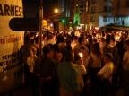 Amigos e parentes de jovem morto em Pelotas fazem vigília na madrugada Jerônimo Gonzalez/Especial Amigos e parentes de jovem morto em Pelotas fazem vigília na madrugada Jerônimo Gonzalez/Especial