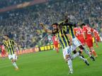 Fenerbahçe e Chelsea vencem partidas de ida das semifinais da Liga Europa Bulent Kilic/AFP