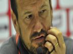 Dunga manda recado no Inter: "Quem não se adapta ao trabalho se atrapalha" Tadeu Vilani/Agencia RBS Dunga manda recado no Inter: "Quem não se adapta ao trabalho se atrapalha" Tadeu Vilani/Agencia RBS