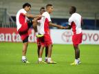 Técnico do Santa Fe promete atacar na Arena: "Não somos uma equipe que fica atrás" Ricardo Duarte/Agencia RBS Técnico do Santa Fe promete atacar na Arena: "Não somos uma equipe que fica atrás" Ricardo Duarte/Agencia RBS