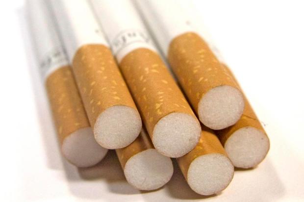 Cigarro causa mais câncer de intestino em mulheres stock.xchng/stock.xchng