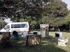 Garis da prefeitura retiram fogões, geladeira e orelhão durante limpeza do Arroio Dilúvio Ricardo Giusti,Prefeitura de Porto Alegre/Divulgação Garis da prefeitura retiram fogões, geladeira e orelhão durante limpeza do Arroio Dilúvio Ricardo Giusti,Prefeitura de Porto Alegre/Divulgação