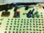 Policiais da Patres do BOE prendem dupla com armas e drogas na Capital Divulgação/clicRBS