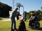 Saltar de parapente é possível para pessoas com deficiência Everaldo Viana/Divulgação Saltar de parapente é possível para pessoas com deficiência Everaldo Viana/Divulgação
