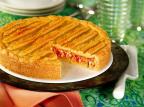 Torta salgada de frango e tomate é opção para o almoço Freitas/Divulgação