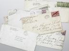 Cartas revelam um lado mais bem-humorado do jovem J.D. Salinger Sasha Maslov/The New York Times Cartas revelam um lado mais bem-humorado do jovem J.D. Salinger Sasha Maslov/The New York Times
