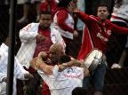 Inter será denunciado por súmula, e briga de torcida pode acarretar perda do mando de campo Juan Barbosa/ Inter será denunciado por súmula, e briga de torcida pode acarretar perda do mando de campo Juan Barbosa/
