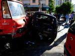 Caminhão colide contra seis veículos em Porto Alegre