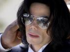 Maquiadora de Michael Jackson diz que staff mentia sobre condição do cantor Ver Descrição/Ver Descrição Maquiadora de Michael Jackson diz que staff mentia sobre condição do cantor Ver Descrição/Ver Descrição