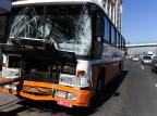 Acidente entre ônibus com estudantes deixa 31 feridos na BR-116, em Canoas Ronaldo Bernardi/Agência RBS