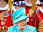 Roupas de Lady Di e da Rainha Elizabeth vão ganhar exposição em Londres Leon Neal/AFP Roupas de Lady Di e da Rainha Elizabeth vão ganhar exposição em Londres Leon Neal/AFP