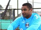 Provável técnico gremista na quinta, Roger mantém rotina na Colômbia Lucas Uebel/Grêmio/Divulgação/