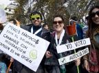 Passeata pela legalização da maconha reúne 30 mil no Chile Martin Bernetti/AFP Passeata pela legalização da maconha reúne 30 mil no Chile Martin Bernetti/AFP