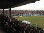Torcedores de São Paulo e Brasil-Pel tomam conta do estádio Aldo Dapuzzo Cristiel Gasparetto/ Torcedores de São Paulo e Brasil-Pel tomam conta do estádio Aldo Dapuzzo Cristiel Gasparetto/