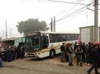 Garagem da Carris é desbloqueada e ônibus começam a rodar em Porto Alegre Paulo Rocha/Agencia RBS Garagem da Carris é desbloqueada e ônibus começam a rodar em Porto Alegre Paulo Rocha/Agencia RBS