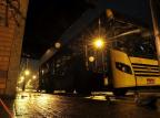 VÍDEO: internauta registra ônibus em chamas na Zona Norte de Joinville Diorgenes Pandini/Agencia RBS VÍDEO: internauta registra ônibus em chamas na Zona Norte de Joinville Diorgenes Pandini/Agencia RBS